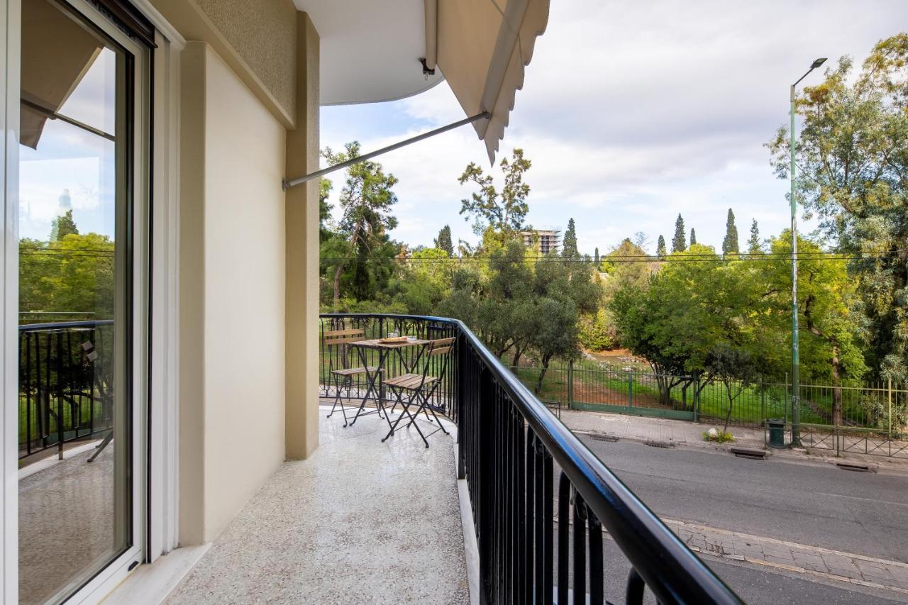 Renovated Apartment Near Acropolis أثينا المظهر الخارجي الصورة